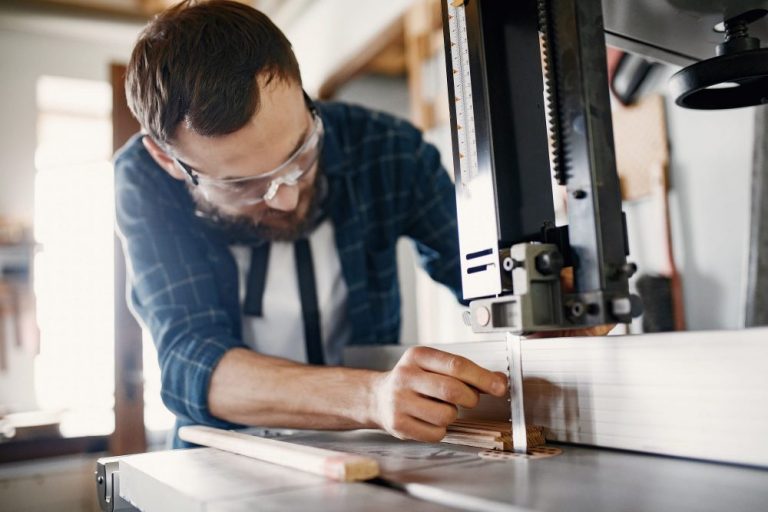 Rundschleifer CNC/Konventioneller Schleifer – in 01778 Altenberg/Geising – ab 17 € Stundenlohn