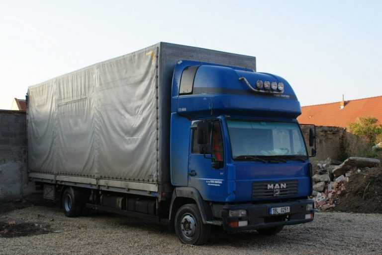 Lkw-Fahrer C+E für Getränketransport ab Leipzig – bis 3.300 € netto