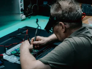 Elektriker / Elektroniker Instandhaltung – Lauter-Bernsbach